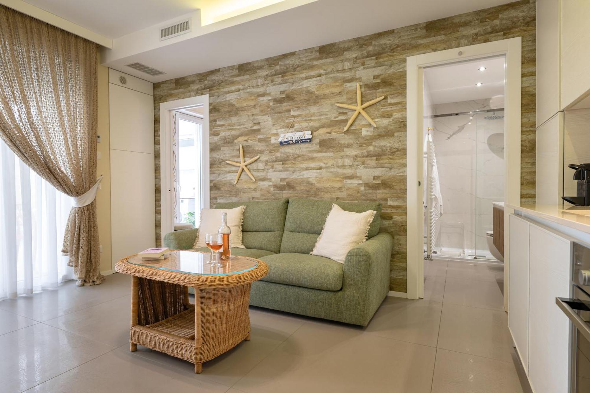 Cozy Marine Apt With Jacuzzi - 250Mt From Sea Polignano a Mare Luaran gambar