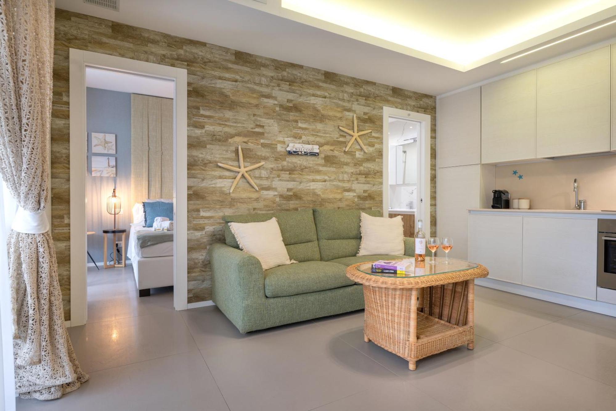 Cozy Marine Apt With Jacuzzi - 250Mt From Sea Polignano a Mare Luaran gambar